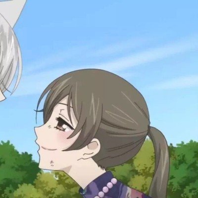 村民挖土豆挖到炮弹一路抱到派出所